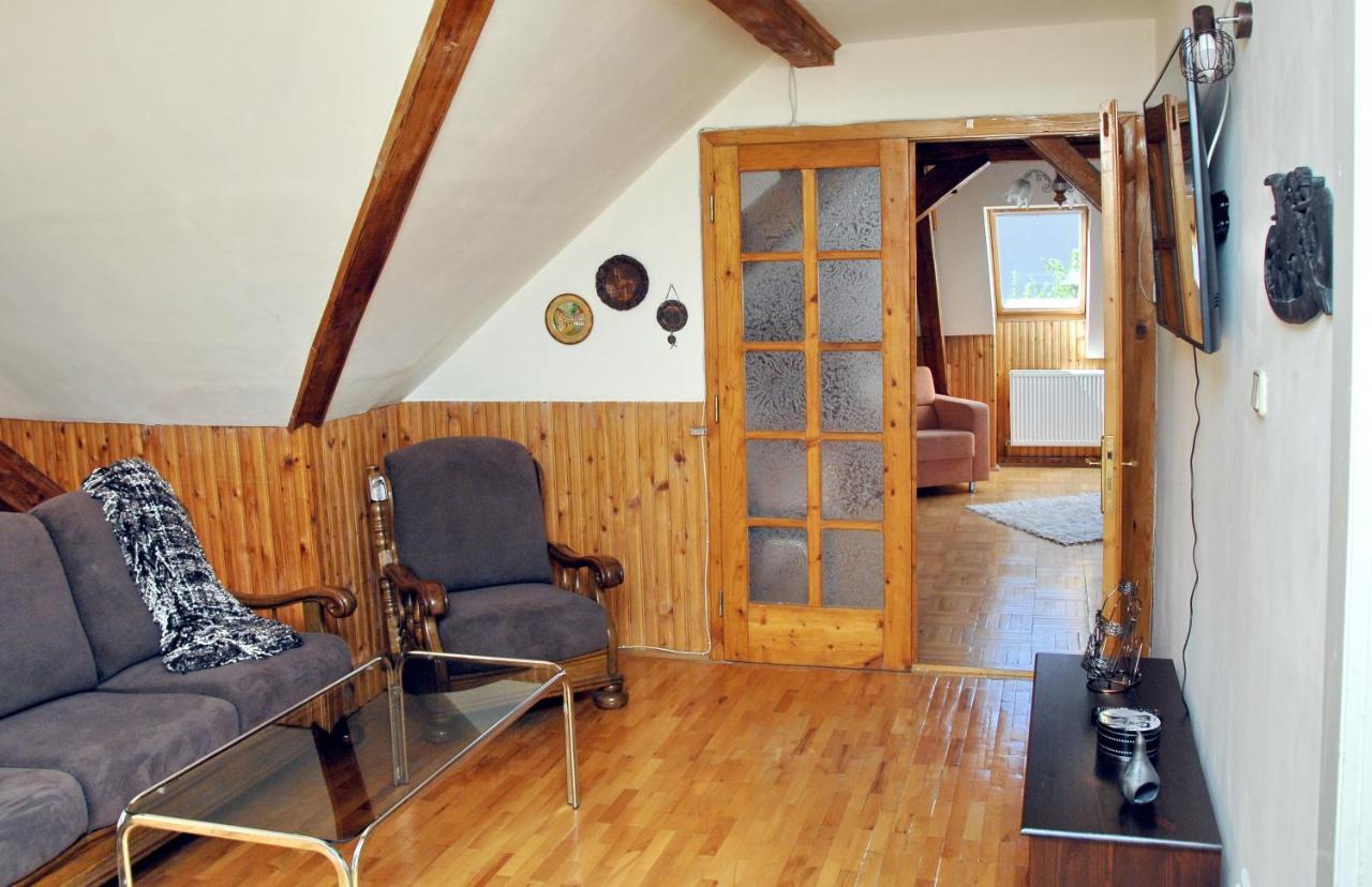 Brasov Valley Apartment ภายนอก รูปภาพ