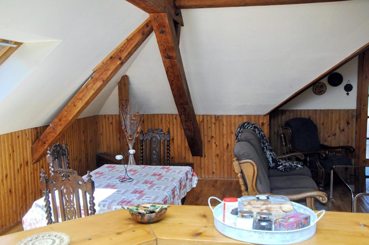 Brasov Valley Apartment ภายนอก รูปภาพ
