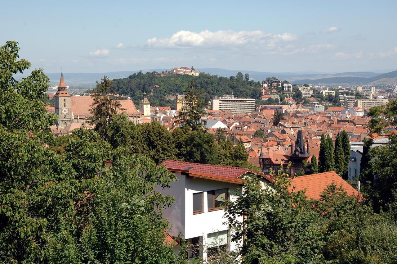 Brasov Valley Apartment ภายนอก รูปภาพ