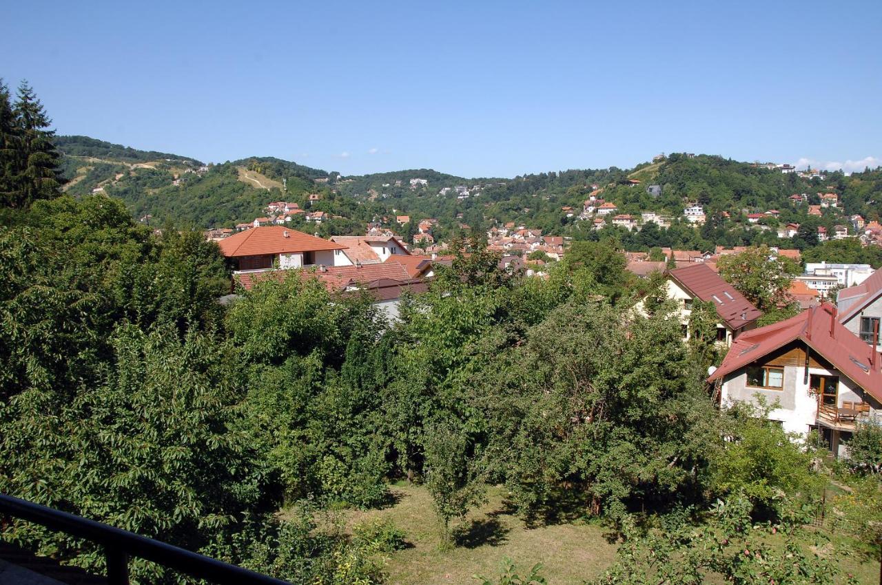 Brasov Valley Apartment ภายนอก รูปภาพ