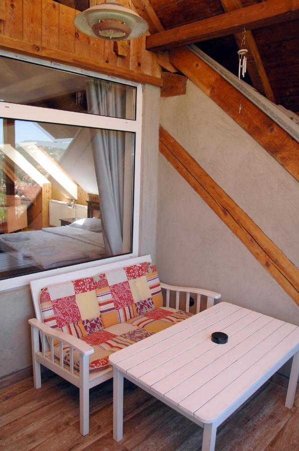 Brasov Valley Apartment ภายนอก รูปภาพ