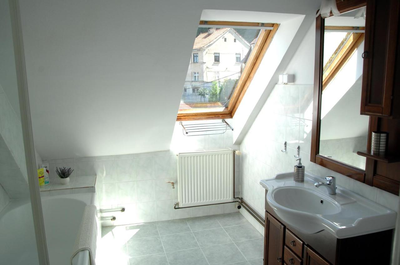Brasov Valley Apartment ภายนอก รูปภาพ